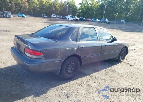 1996 Toyota Avalon Xl/Xls z USA, uszkodzony, nr VIN 4T1BF12B8TU089532
